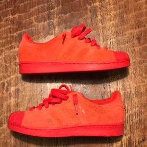 Adidas superstar Pharrell red color